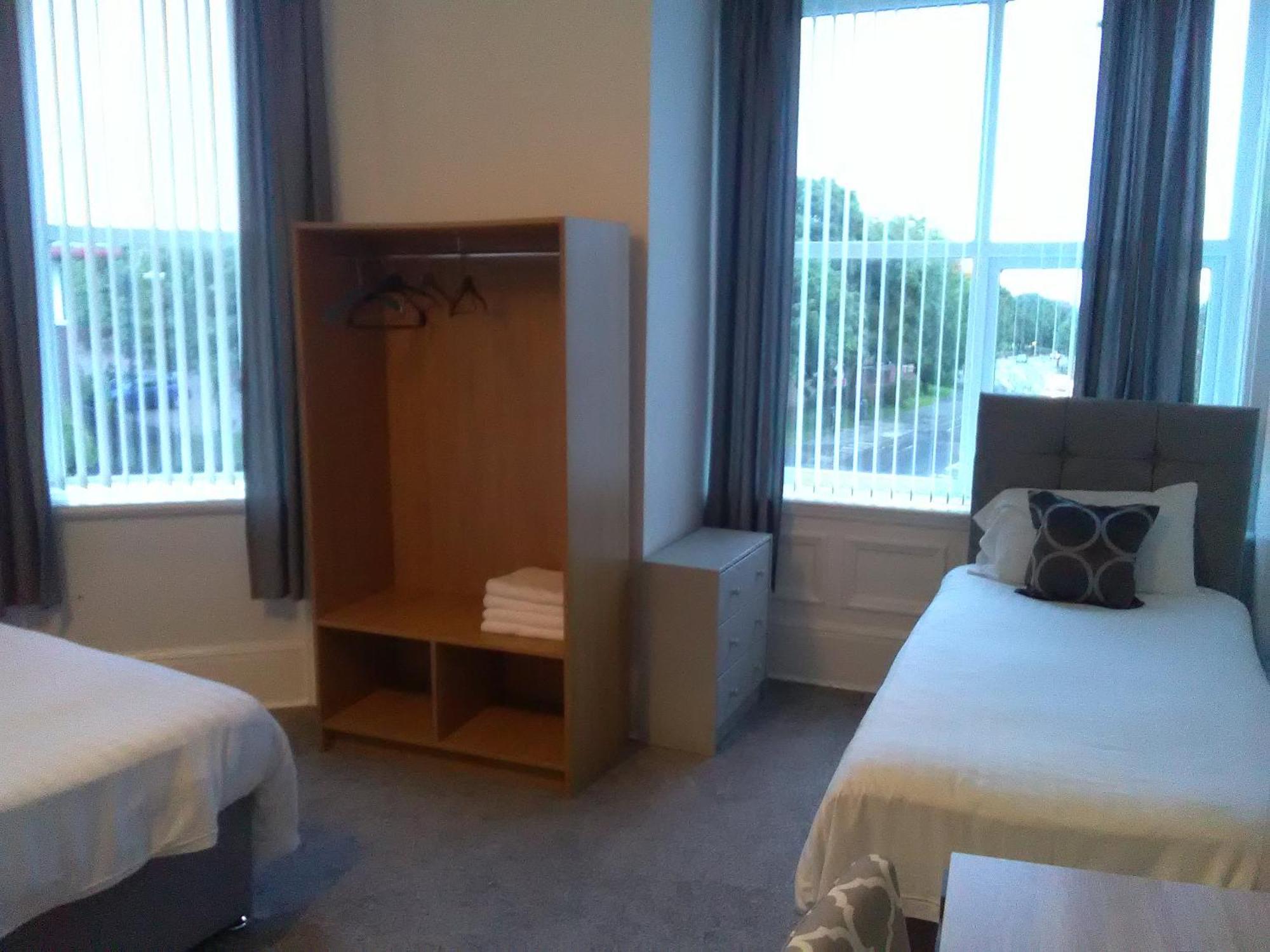 Newcastle West Hotel & Bar Rom bilde